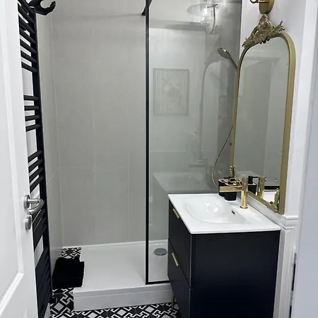 Luxury Black & White * Alba Iulia